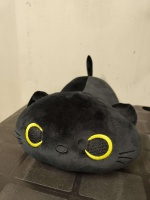 Pehmolelu: Black Cat Laying Down (35cm)