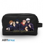 Laukku: Jujutsu Kaisen - Group (Toiletry Bag)