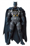 Figu: DC Comic - Batman Hush MAF EX Stealth Jumper Action Figure (16cm)